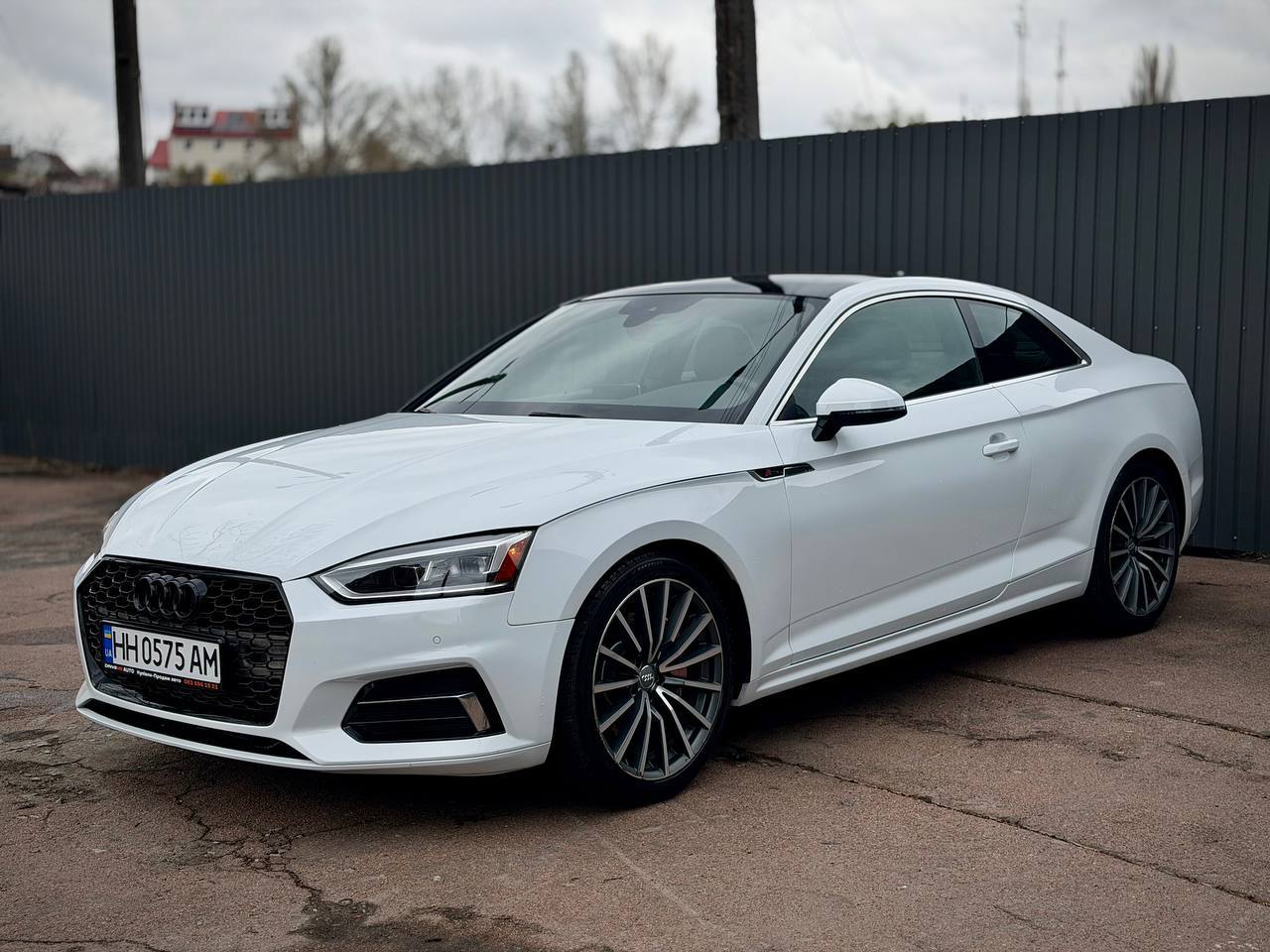 Біла Audi A5 Coupe — викуп авто DriveMe Auto Київ